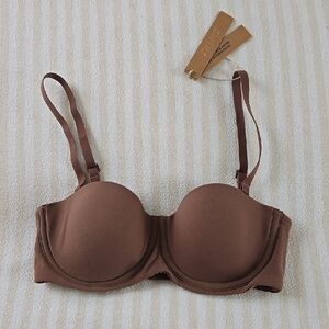 SKIMS Fits Everybody Strapless BraSize:32B Jasper